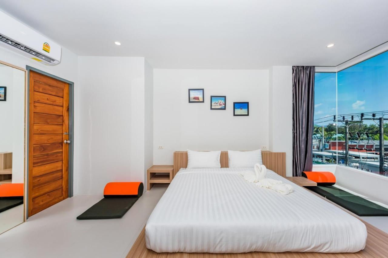 Phuket Marine Poshtel - Sha Plus Chalong Bagian luar foto